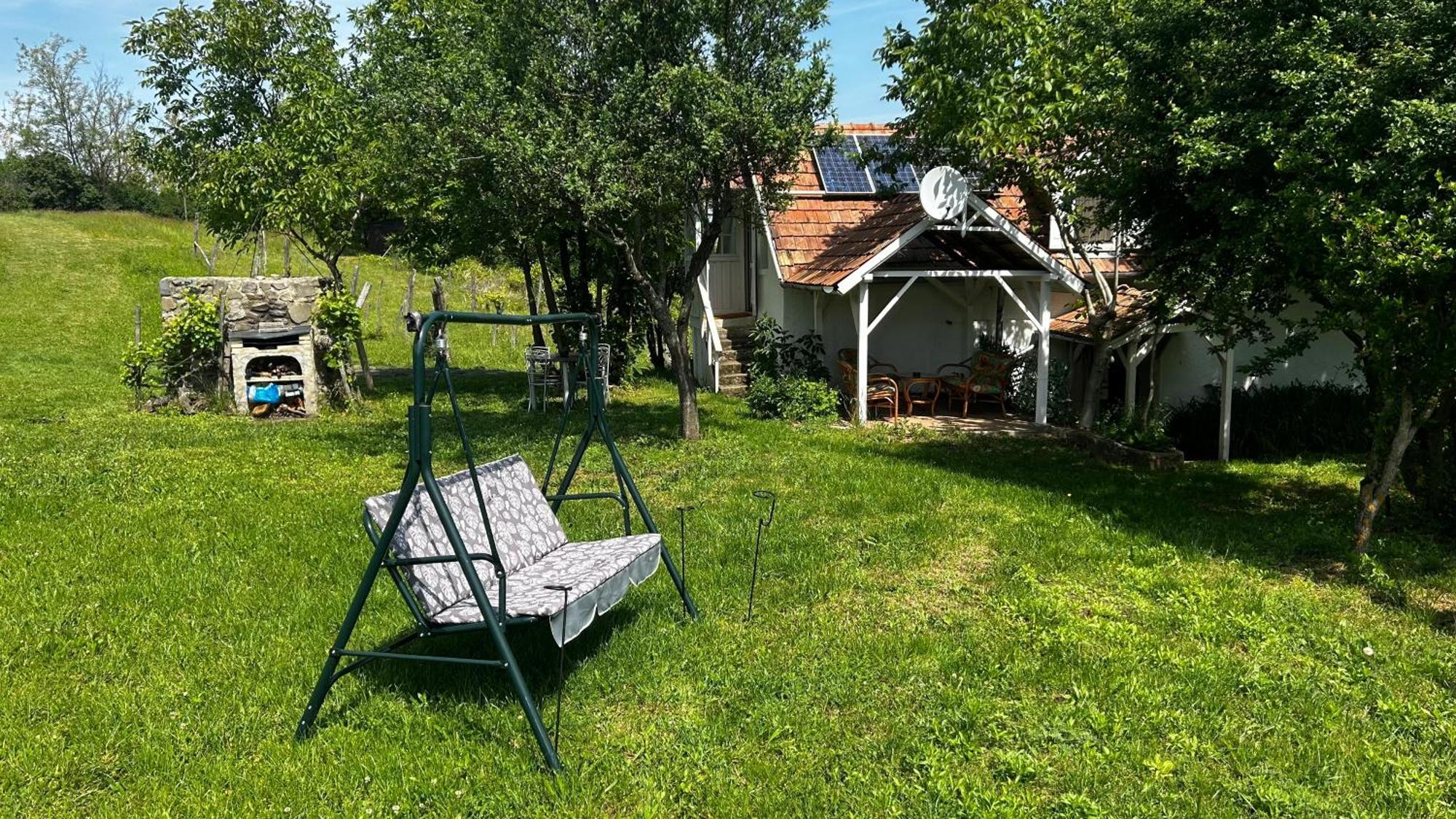 Csobanc Szerelem-Nemzeti Park-Oenallo Haz - Klimatizalt Gyulakeszi Exterior photo